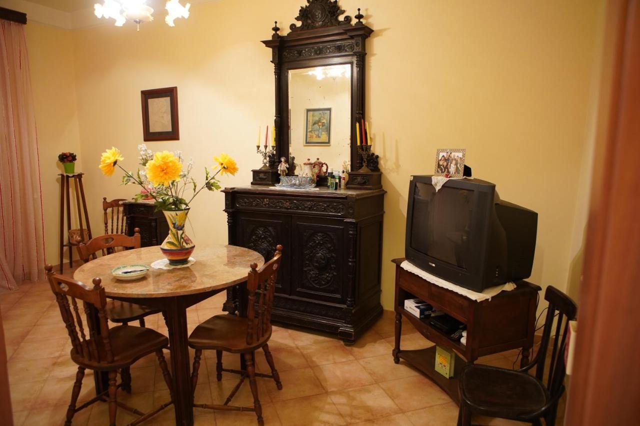 Casa Vacanze Da Rosy Ерколано Екстериор снимка